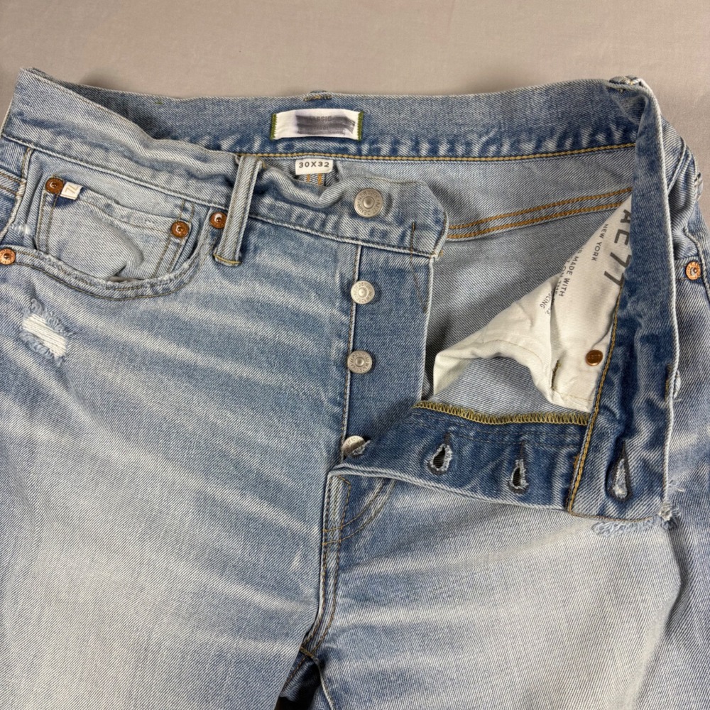 AE77 Premium Distressed Straight Leg Jeans Mens 30x32 Light Wash Button Fly - Picture 4 of 15